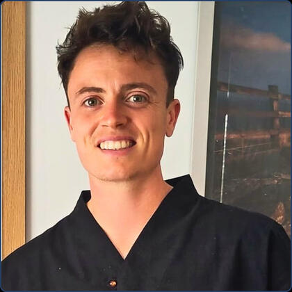 Jaden Adams - Ayurvedic Masseur &Health Consultant Linda Dayman - Hydrotherm & Massage